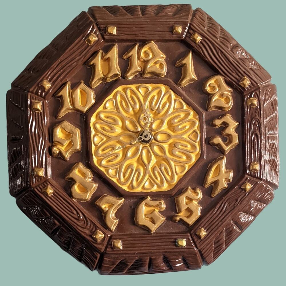 Vintage 1981 Arnel's Faux Carved Wood Ceramic Wall Clock